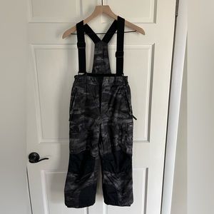 Boys ski/snow pants size S